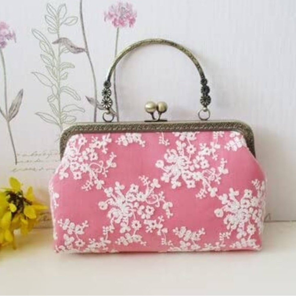 Handbag lace Decoration with Metal Clasp Frame